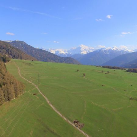 Hotel Alpenrose سان فالنتينو أللا موتا المظهر الخارجي الصورة