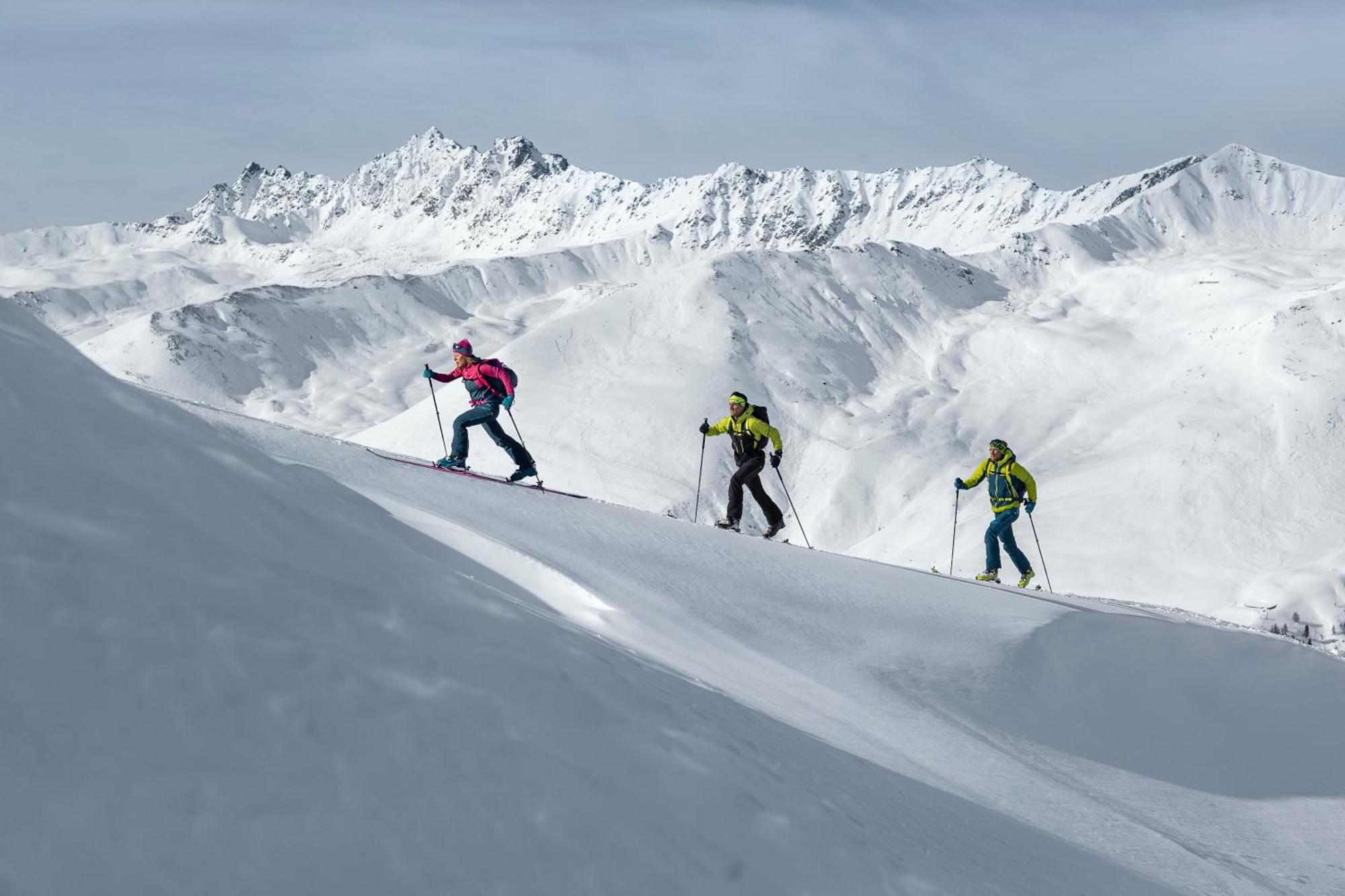 Hotel Alpenrose سان فالنتينو أللا موتا المظهر الخارجي الصورة